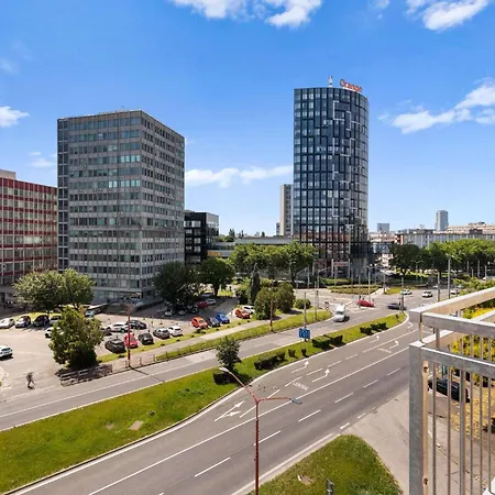 Modern Urban Trnavska Cesta Appartamento
